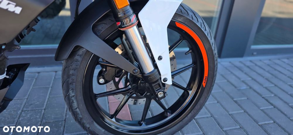 KTM Duke - 12