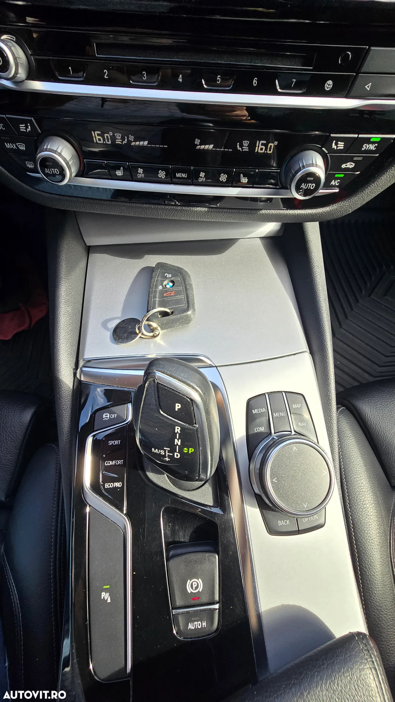 BMW Seria 5 520i AT - 5