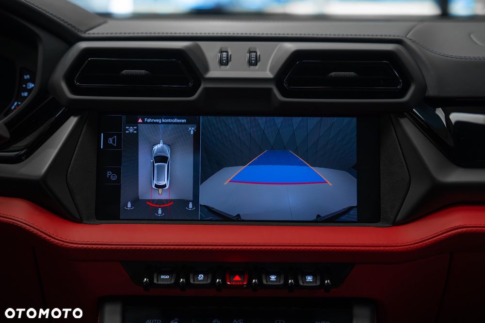 Lamborghini Urus - 11