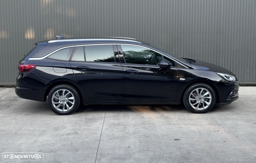 Opel Astra Sports Tourer - 6