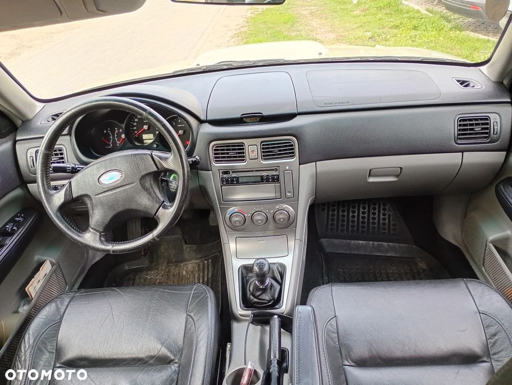 Subaru Forester 2.0X Turbo - 9