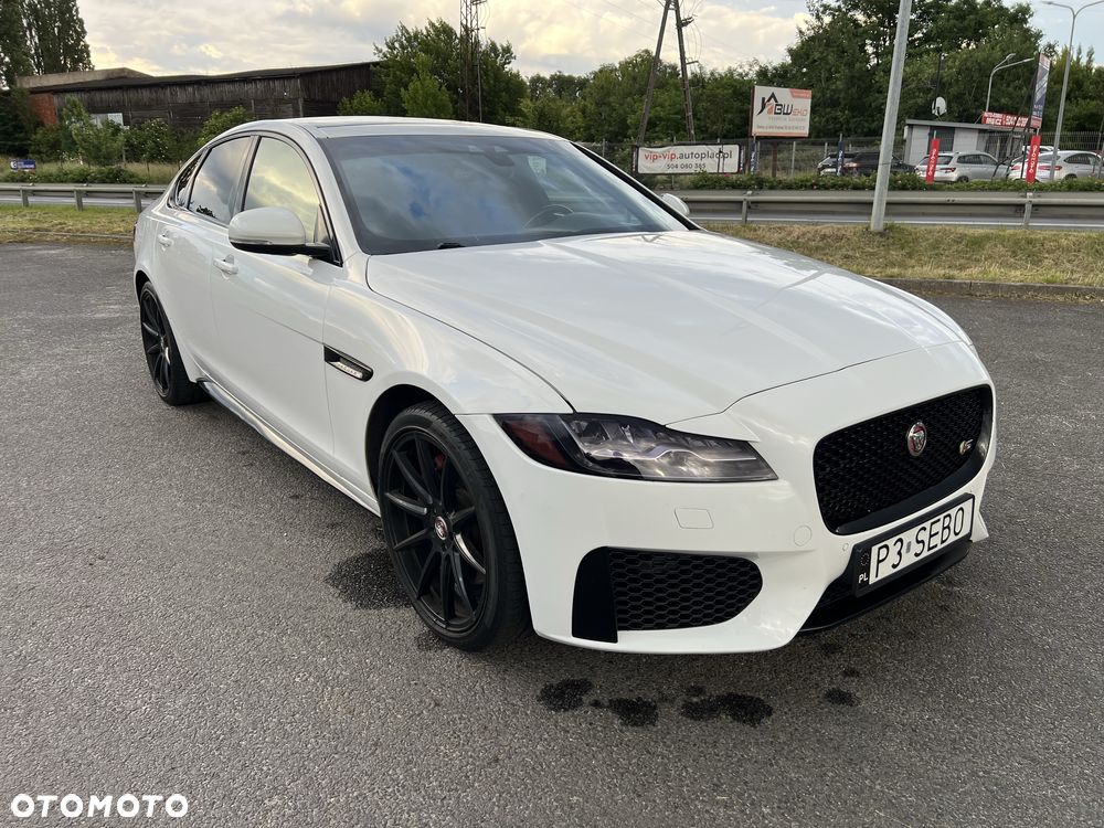 Jaguar XF - 1