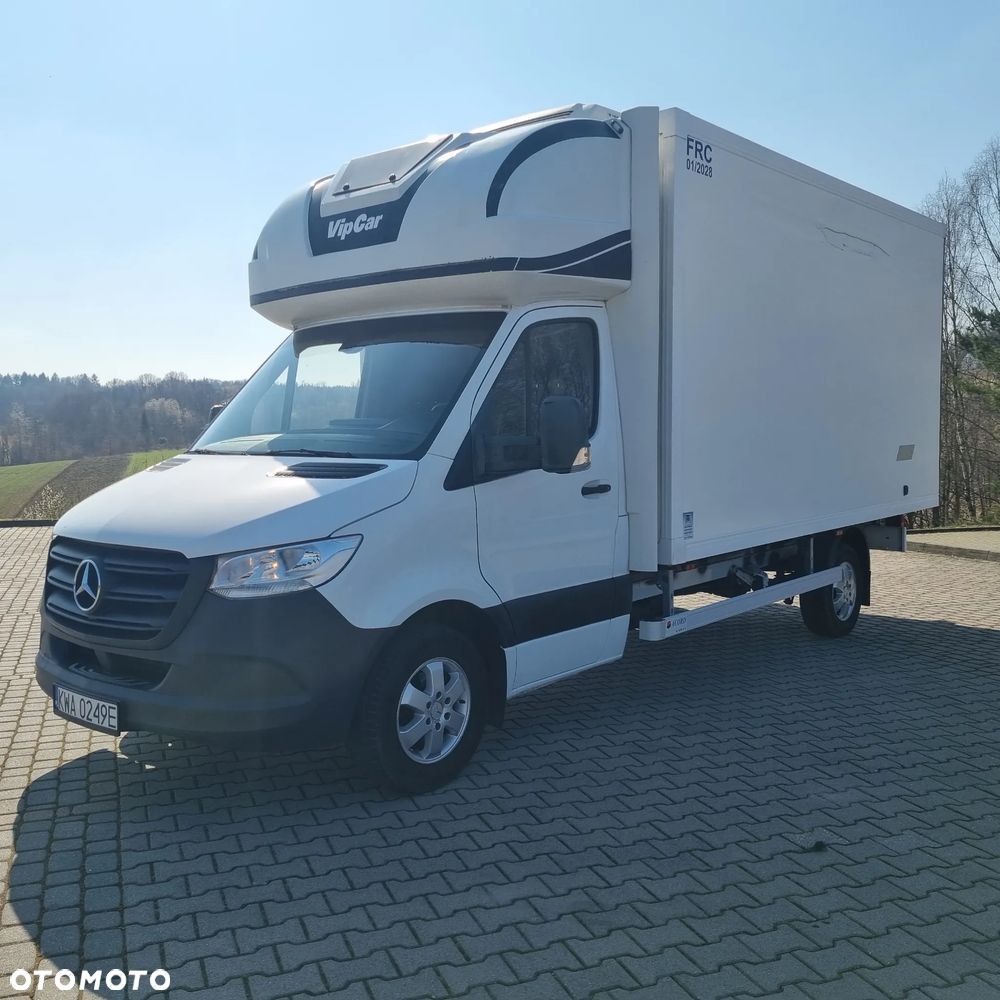Mercedes-Benz Sprinter - 8