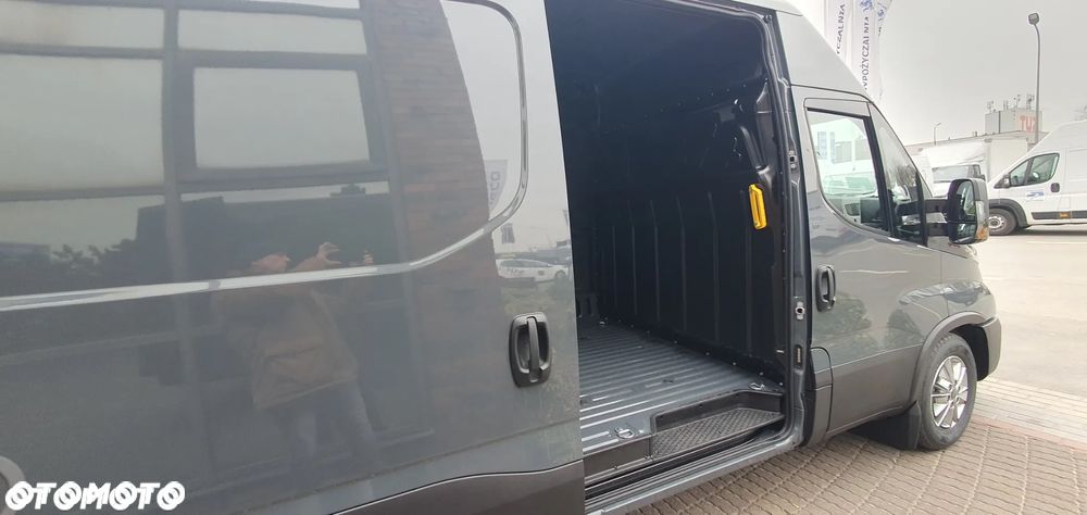 Iveco Daily 35S16A8 V 12m3 - 11