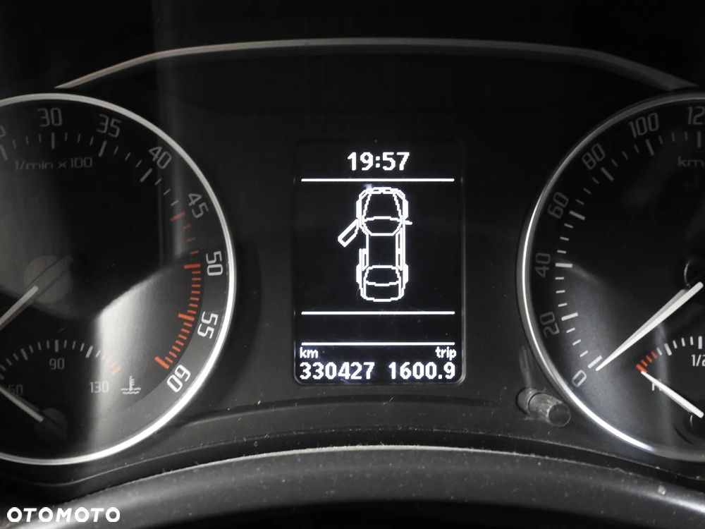 Skoda Octavia 2.0 TDI DPF 4x4 Laurin & Klement - 25
