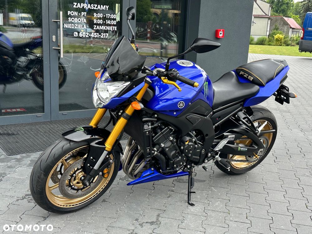 Yamaha FZ8 - 26