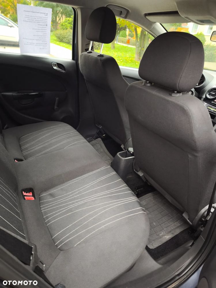 Opel Corsa - 10