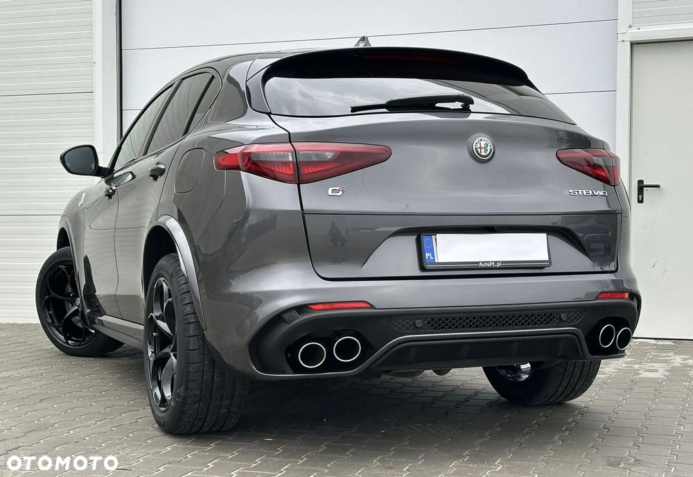 Alfa Romeo Stelvio 2.9 V6 Bi-Turbo Quadrifoglio Q4 - 8