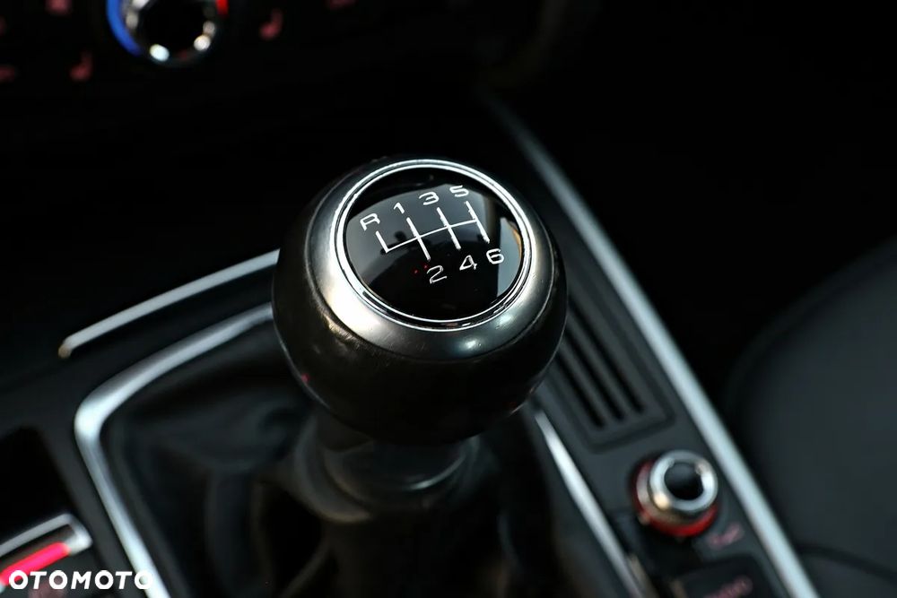 Audi A4 Limousine - 34