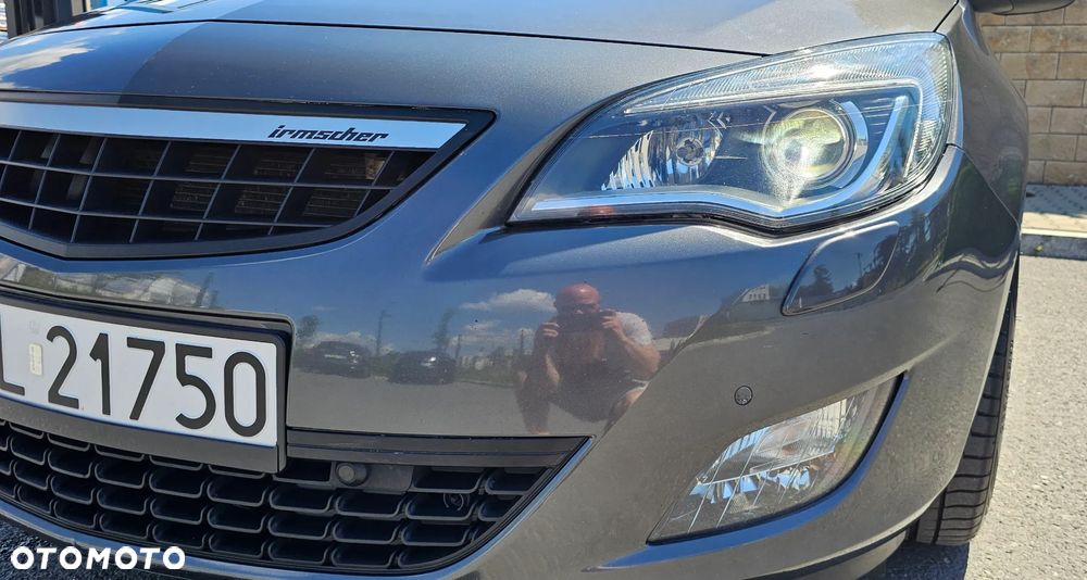 Opel Astra 1.6 T Cosmo - 13
