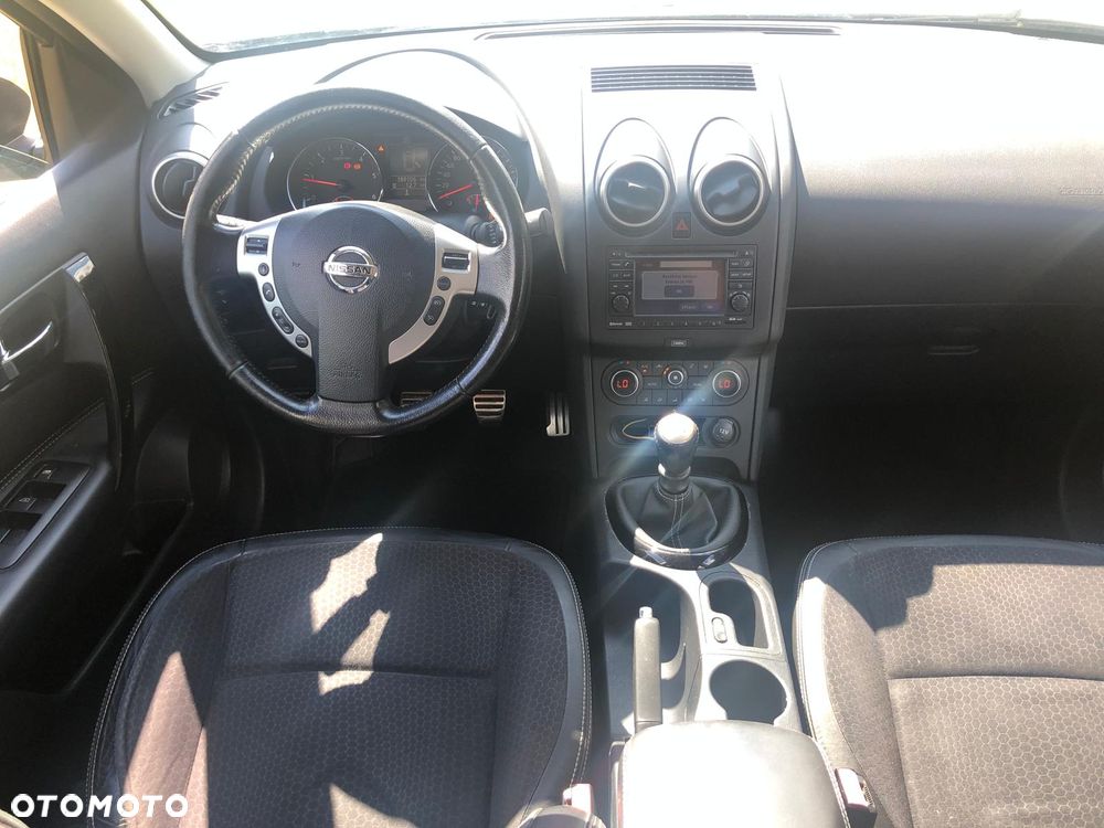 Nissan Qashqai 1.5 dCi DPF 360 - 5