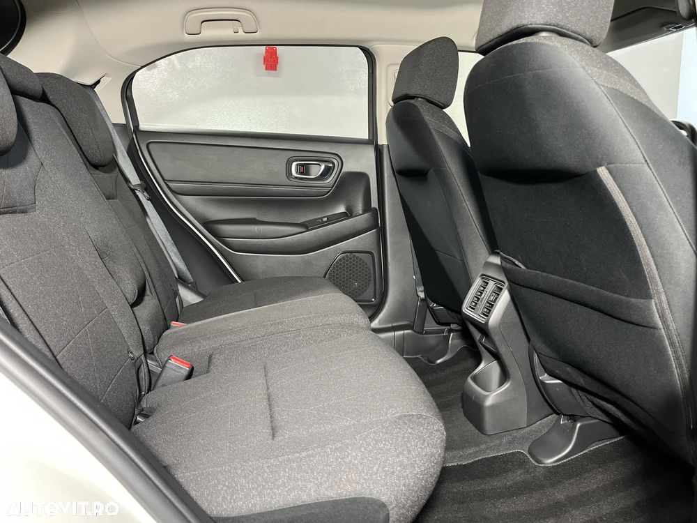 Honda HR-V 1.5 i-VTEC 4x2 CVT Elegance - 28
