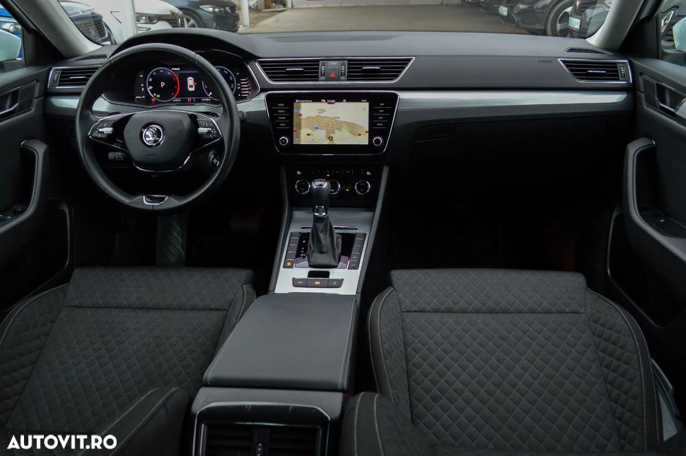 Skoda Superb 2.0 TDI DSG Essence - 25