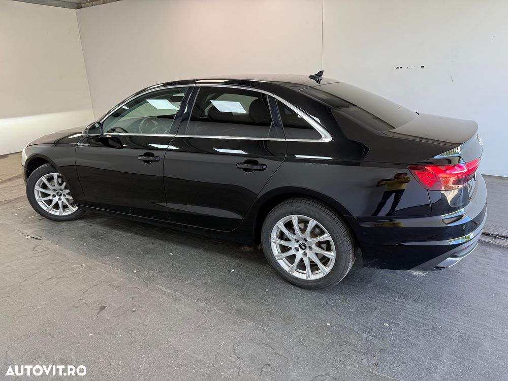 Audi A4 40 TDI quattro S tronic MHEV Advanced - 8