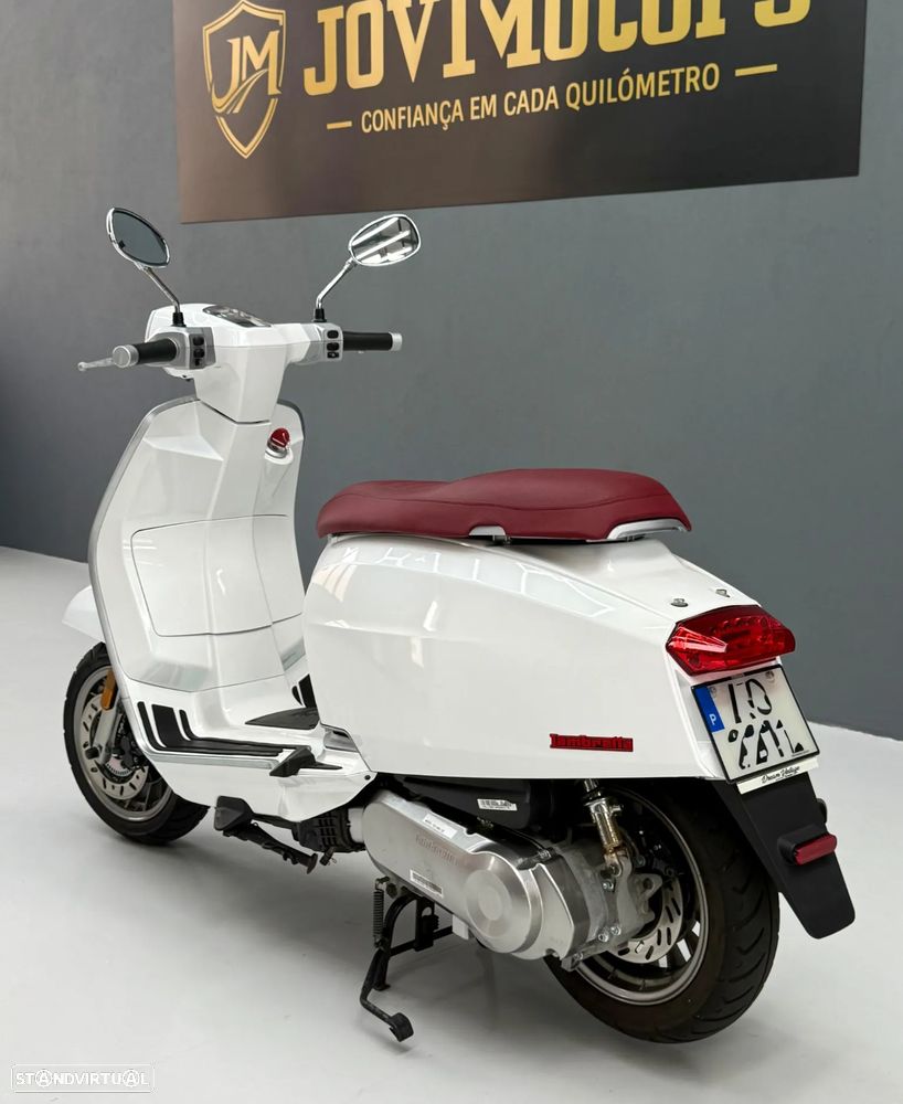 Lambretta V125 Special - 3