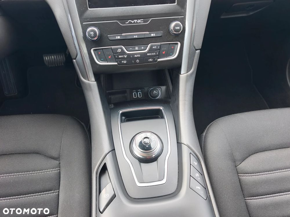 Ford Mondeo 2.0 TDCi STart-Stopp PowerShift-Aut Titanium - 23