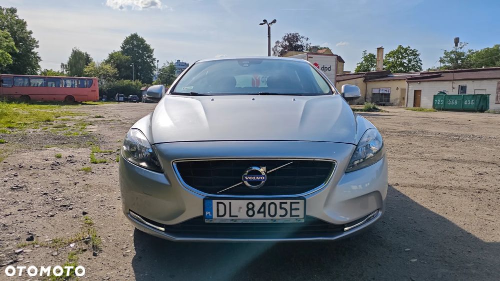 Volvo V40 D2 - 16