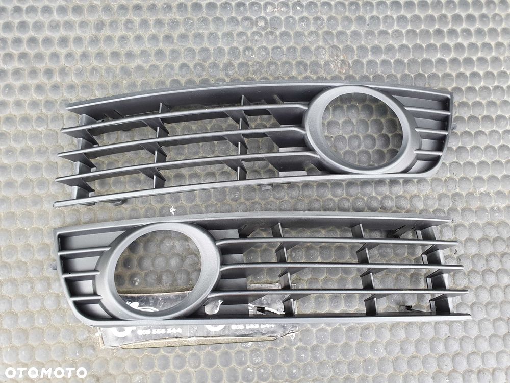 Kratka Halogen Srodkowa Zderzaka Ramka Chrom Maskownica AUDI A4 B6 - 21
