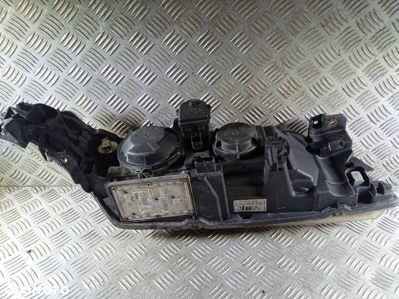 LAMPA LEWA PRZEDNIA RENAULT LAGUNA 2 - 2