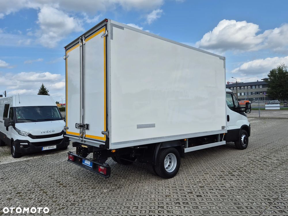 Iveco Daily 70C18 / 35C18 3.0HPi, Chłodnia hakowa Xarios 500 -20 / 30C - 5