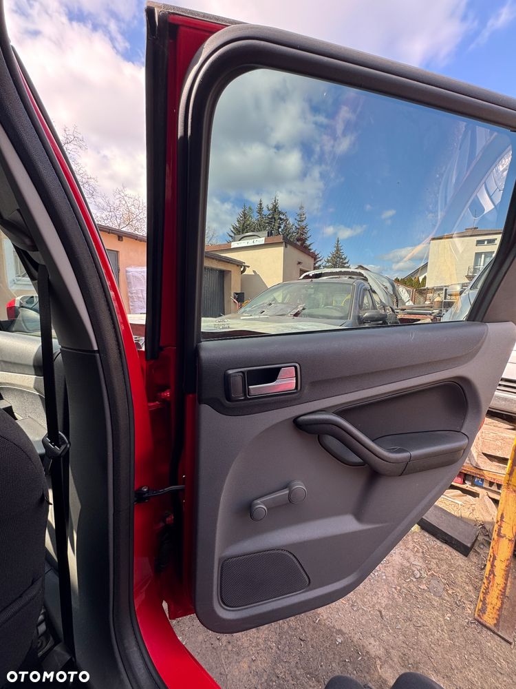 Ford Focus 2.0 TDCi Trend - 12