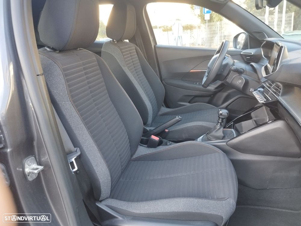 Peugeot 2008 1.2 PureTech Active - 13