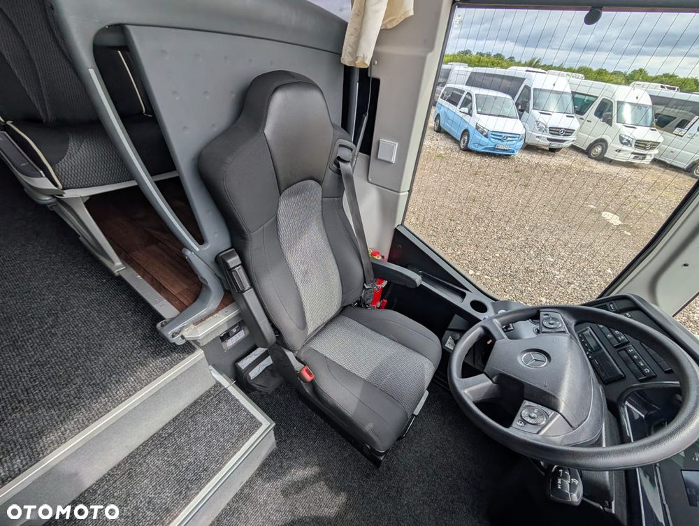 Mercedes-Benz Tourismo - 23