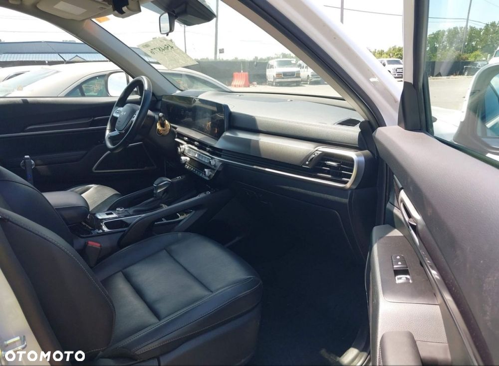 Kia Telluride - 11
