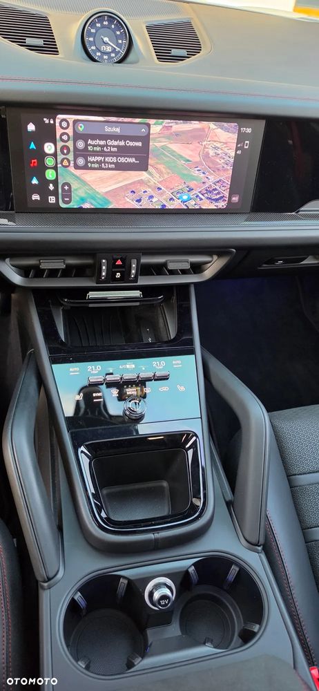 Porsche Cayenne - 16