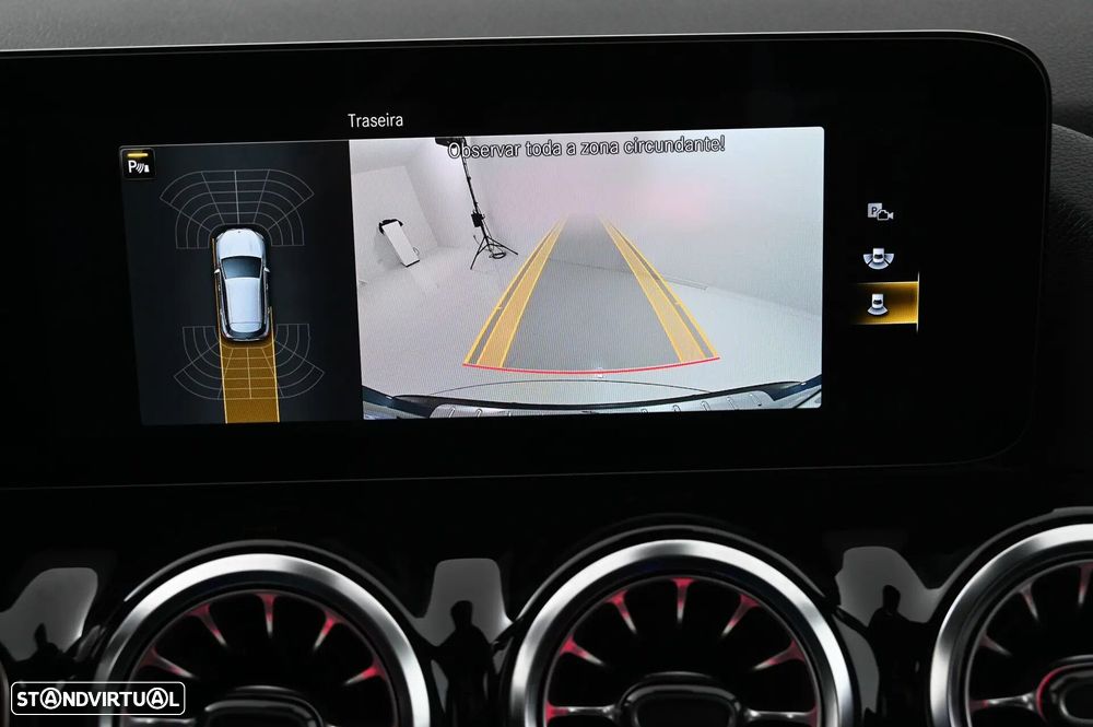 Mercedes-Benz GLA 200 AMG Line - 18