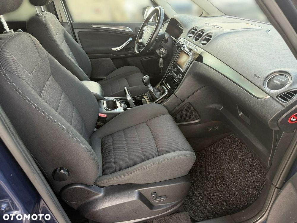 Ford Galaxy - 23