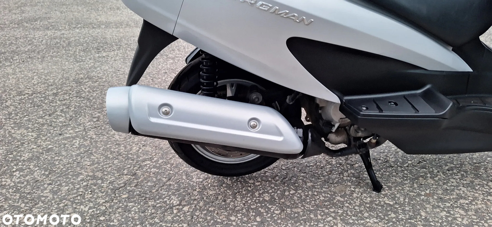 Suzuki Burgman - 15