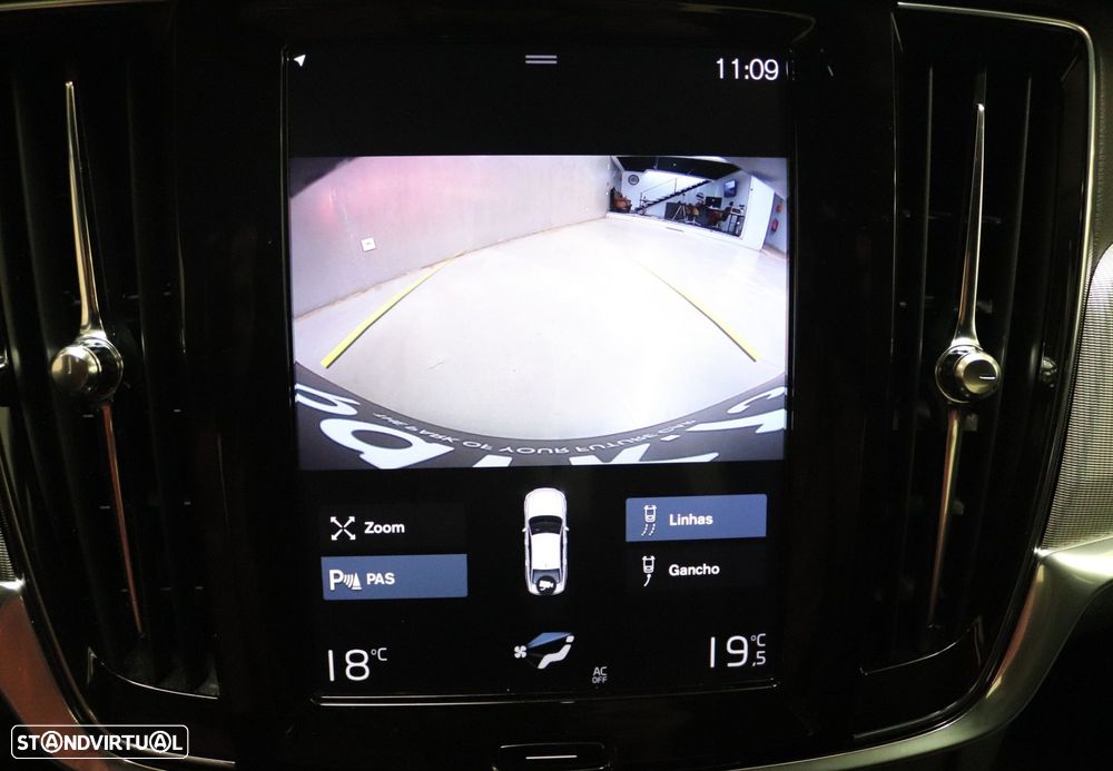 Volvo S90 2.0 T8 R-Design AWD Geartronic - 29