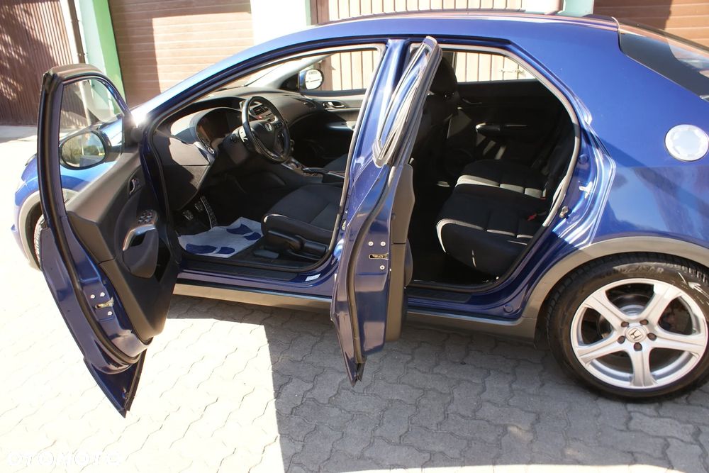 Honda Civic 1.4 i-VTEC - 21