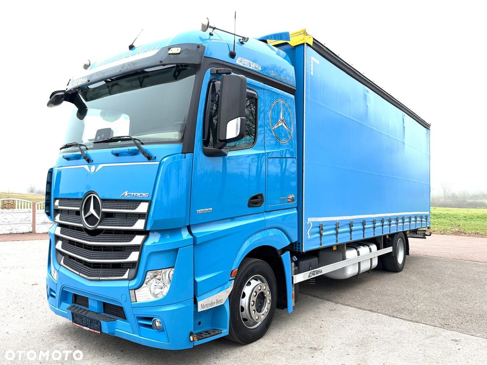 Mercedes-Benz ACTROS 1833 / FIRANKA/ WINDA / NOWY TACHOGRAF G2V2 / NOWE OPONY / 19PALET / 8TON ŁADOWNOŚCI / AUTOMAT / DUŻY SILNIK  / SYPIALKA / SERWISOWANY / 2018 / JAK NOWY  / - 1
