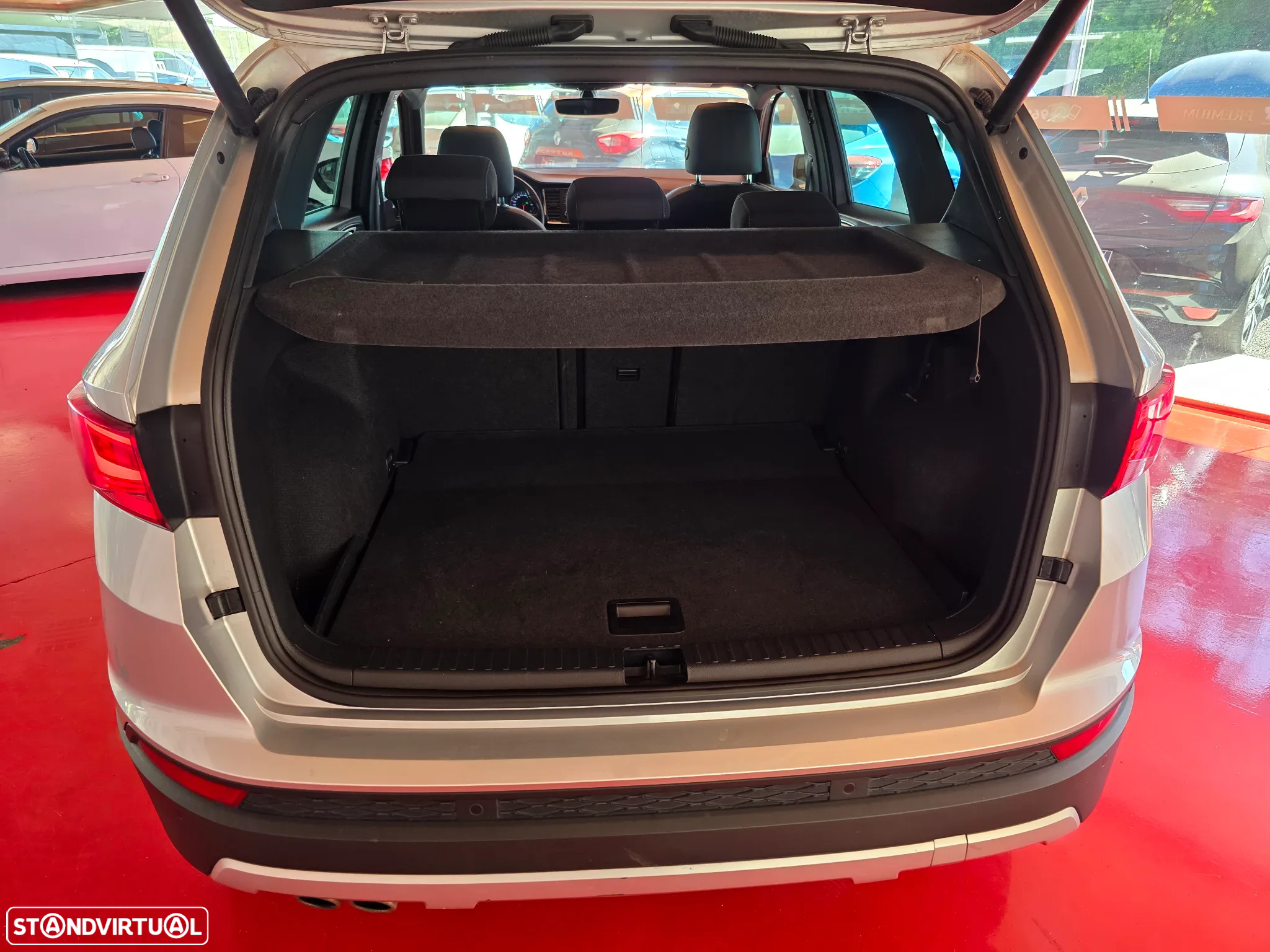 SEAT Ateca 2.0 TDI 4Drive DSG FR BLACK EDITION - 33