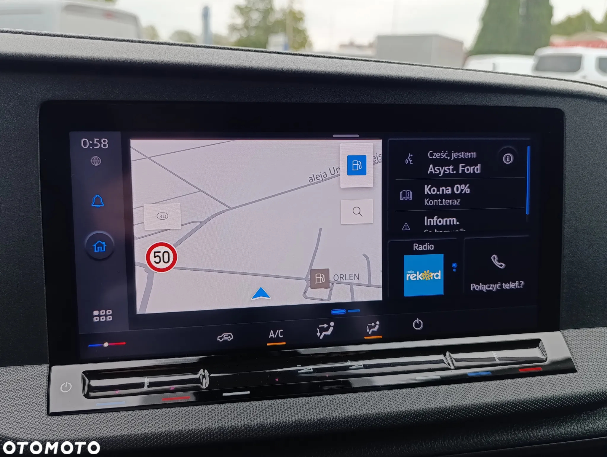 Ford Transit Connect - 23