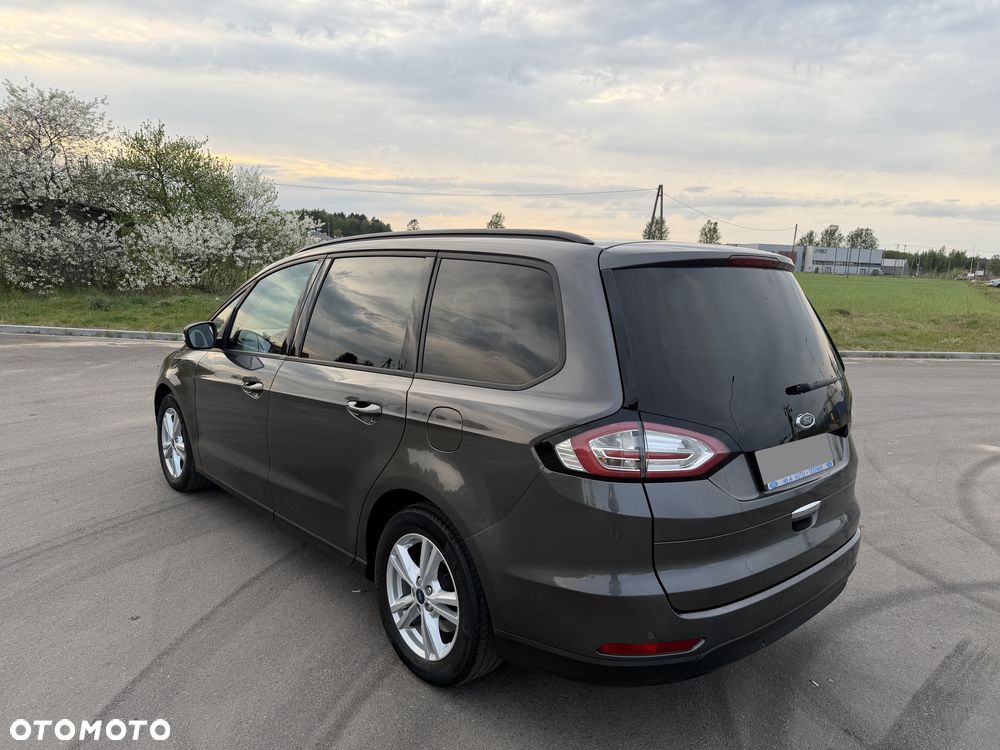 Ford Galaxy - 8