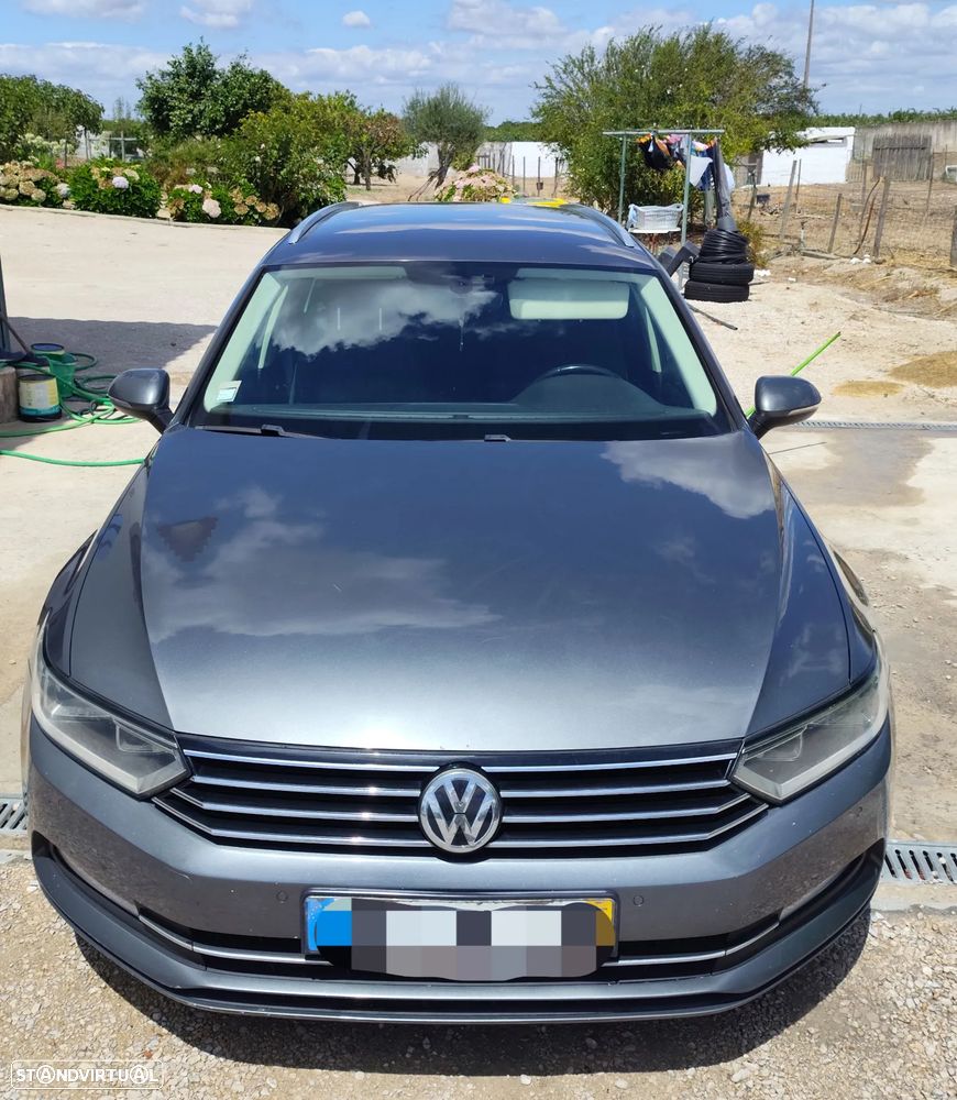VW Passat Variant 1.6 TDI Confortline DSG - 1