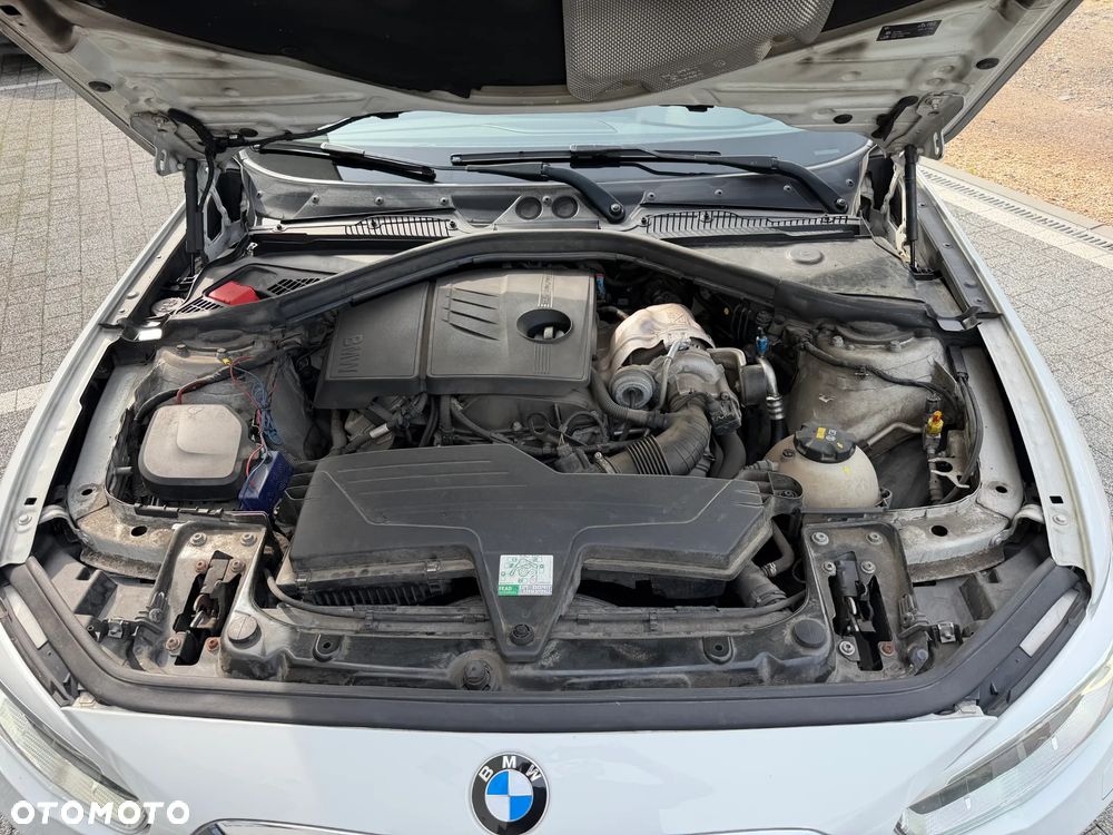 BMW Seria 1 120i M Sport - 10