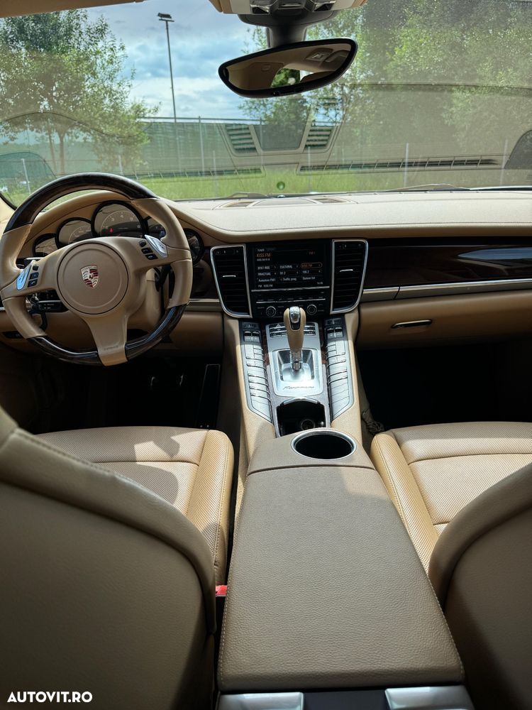 Porsche Panamera - 2