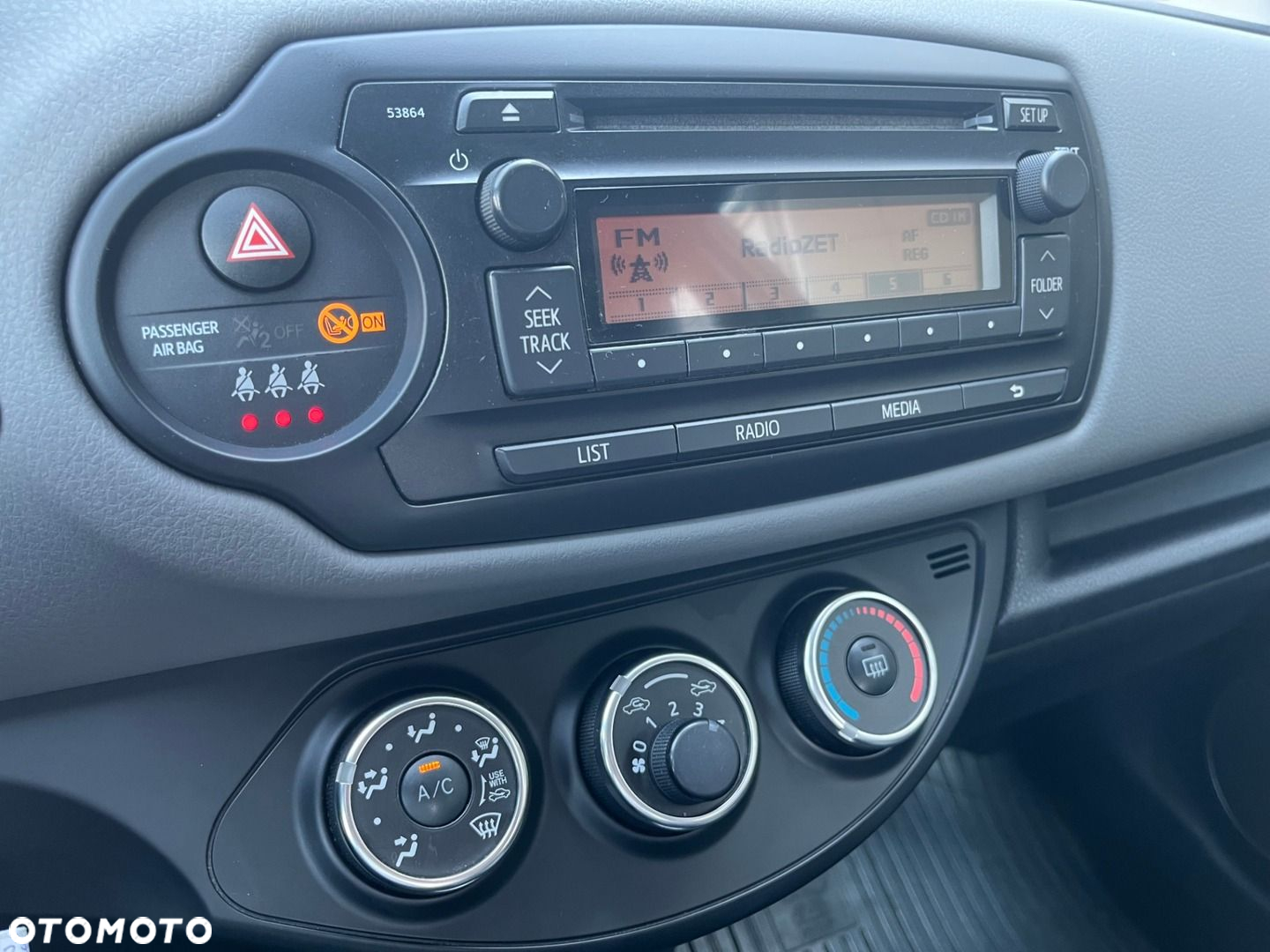 Toyota Yaris 1.33 Active - 8