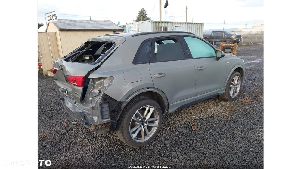 Audi Q3 - 6
