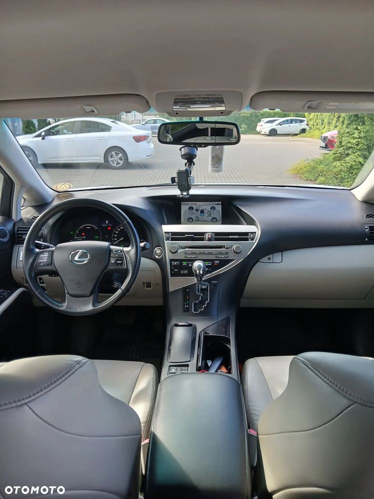 Lexus RX 450h (hybrid) - 8