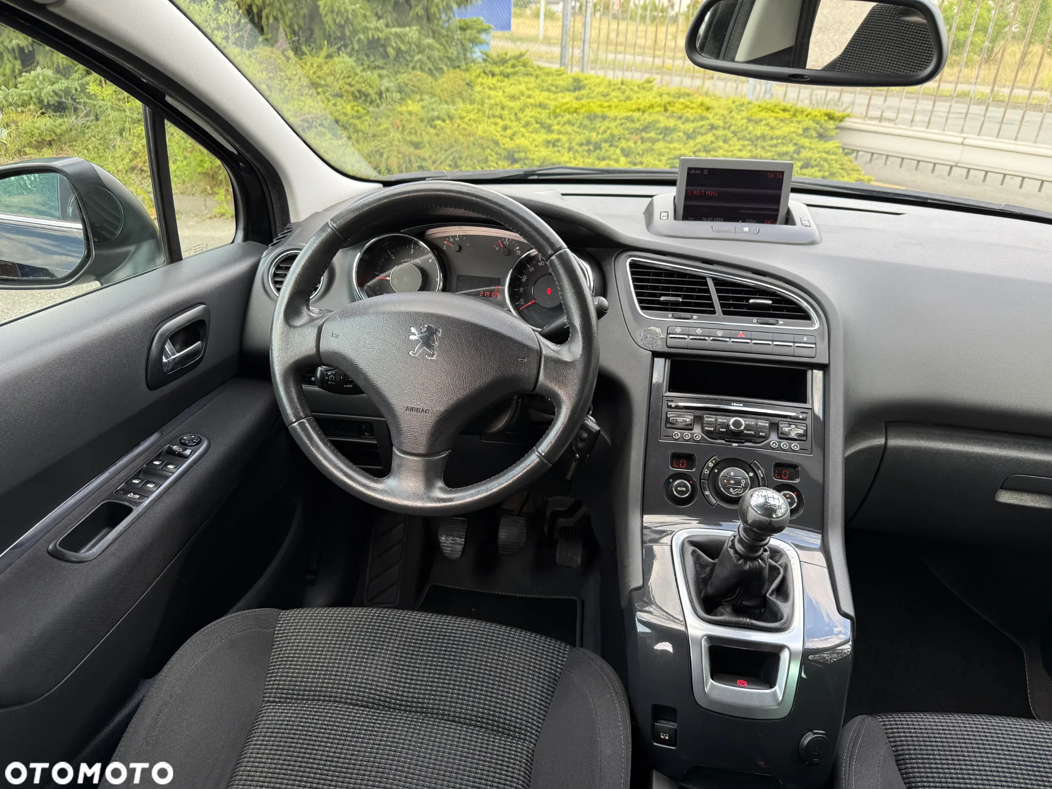 Peugeot 5008 2.0 HDi Family 7os - 17