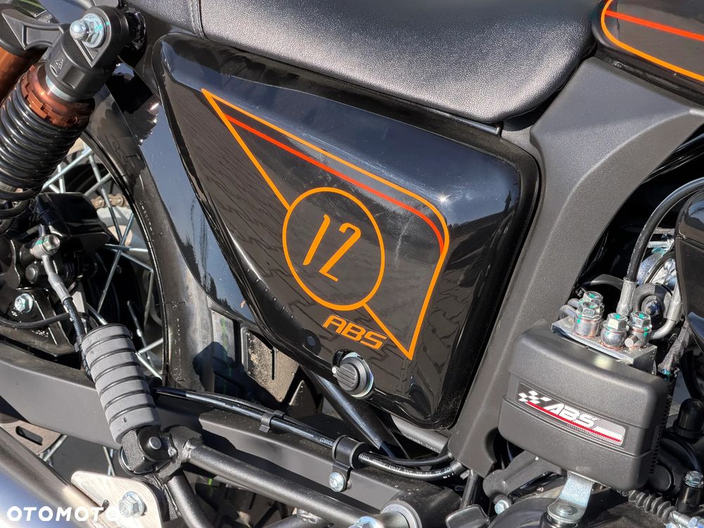 Junak M12 - 20