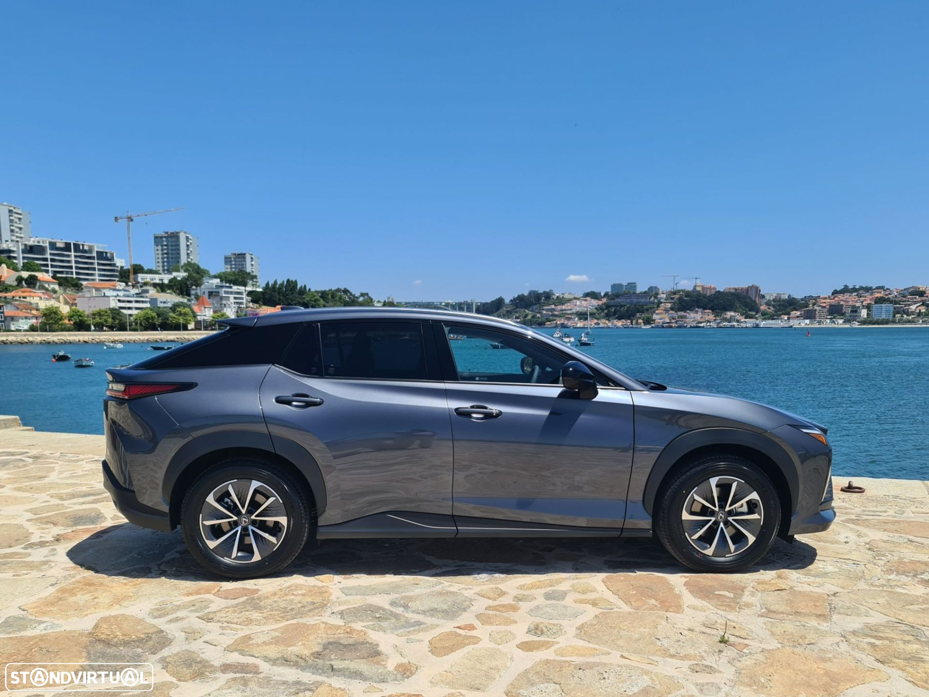 Lexus rz-450e Executive Plus - 7