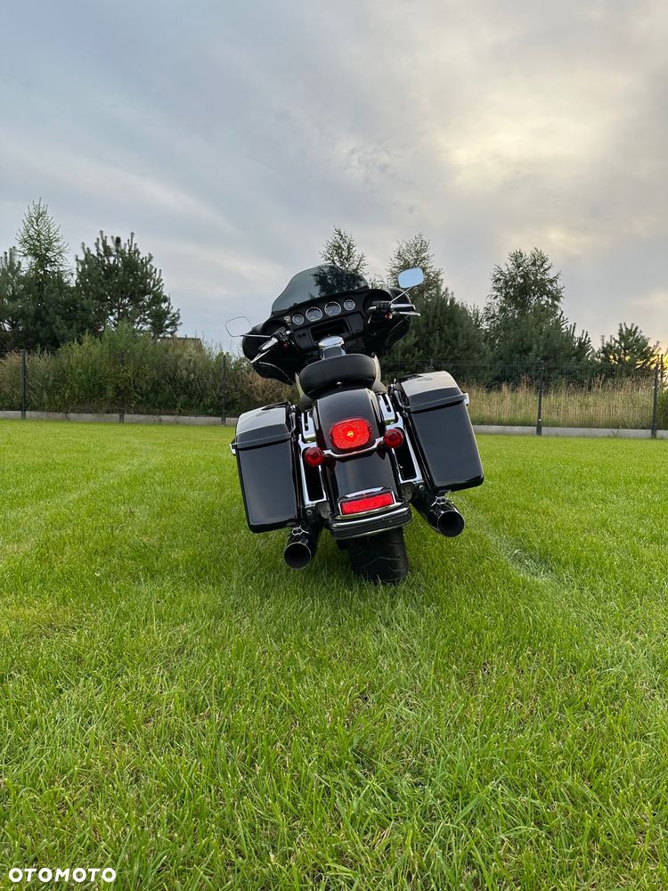 Harley-Davidson FLHT Electra Glide Standard - 6
