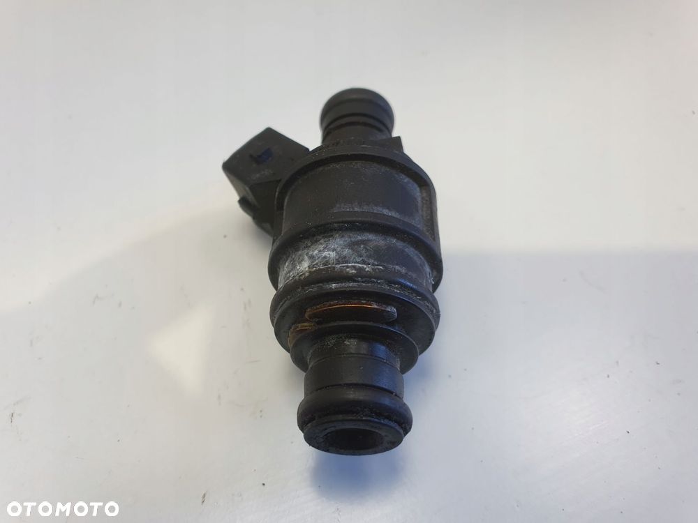 WTRYSKIWACZ Opel VECTRA C 1.8 16V _ wtrysk 90536149 - 1