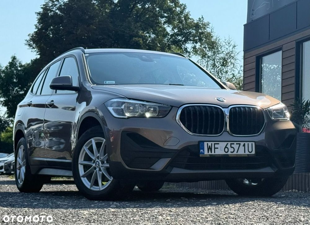 BMW X1 sDrive18i xLine - 4